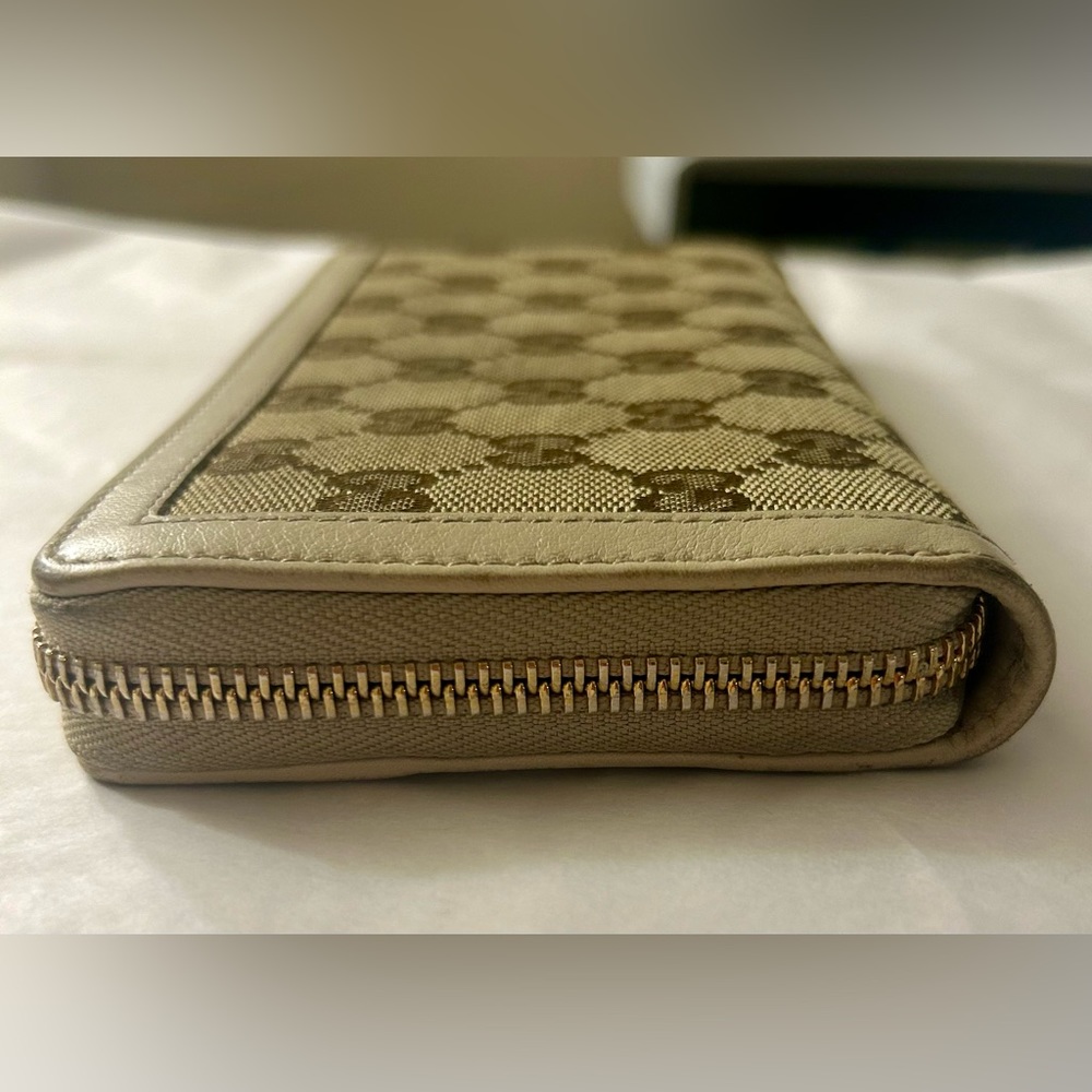Gucci Beige/Gold GG Canvas and Leather Sukey Continental Wallet - Picture 10 of 11